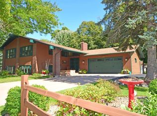 5808 Gettysburg Cir N, Minneapolis, MN 55428