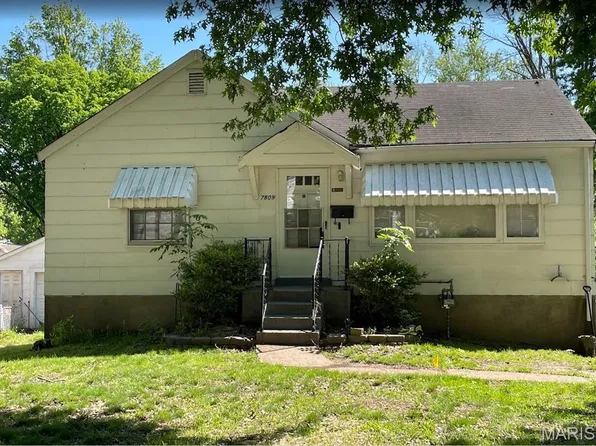 7809 Utica Dr, Saint Louis, MO 63133