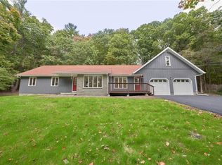 39 Glenview Dr, Hurley, NY 12433