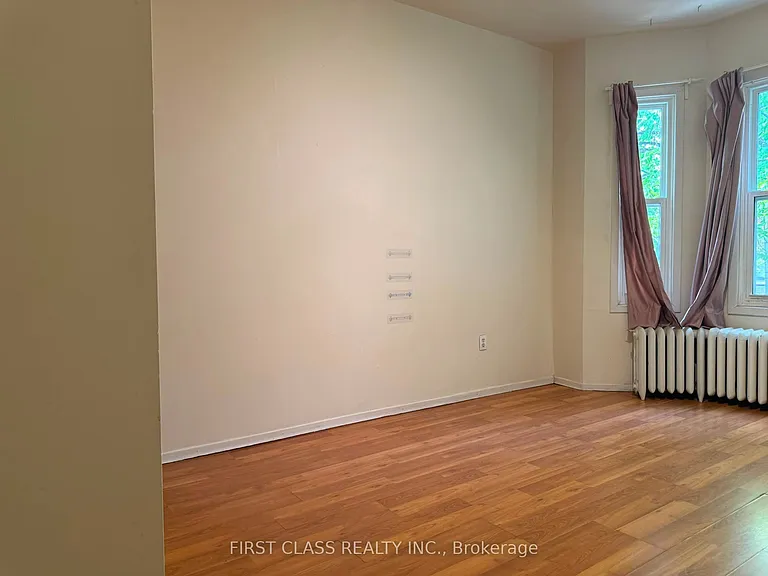 366 Lippincott St #2B — Photo 4