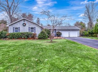 45A Eckernkamp Dr, Smithtown, NY 11787