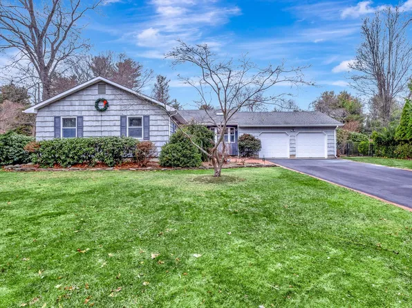 45A Eckernkamp Drive, Smithtown, NY 11787