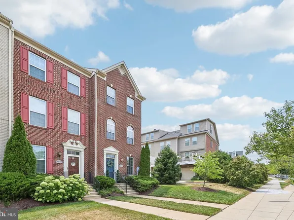 3801 Commodore Joshua Barney Dr NE, Washington, DC 20018