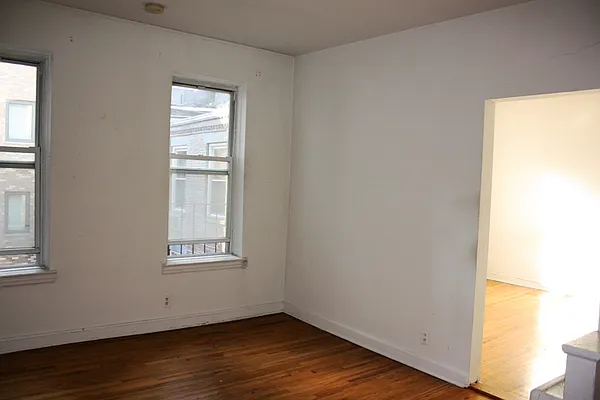 Rented by Sky Management | media 35