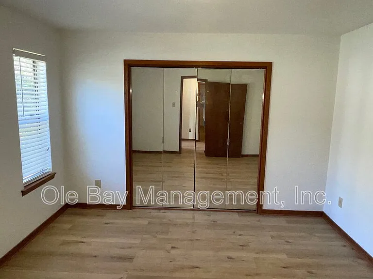 4127 Springdale Rd — Photo 2