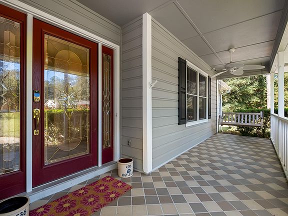 3rd image of 4536 Argyle Ln