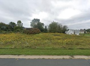 3919 Oakharbor St, Kalamazoo, MI 49009