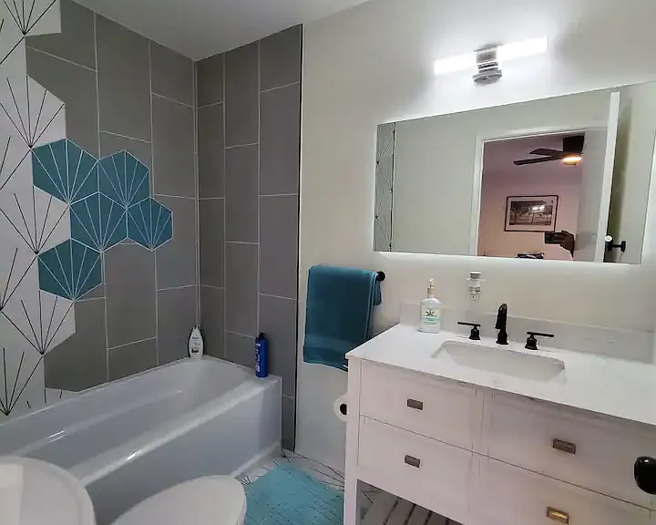 2138 Garnet Ave — Photo 15