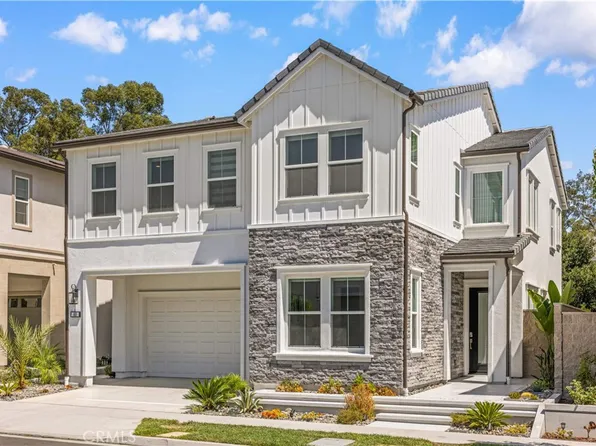 400 Riverbend, Lake Forest, CA 92630
