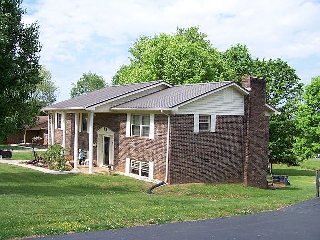 1st image of 3480 Deena Cir
