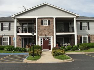 935 Golf Course Rd UNIT 3, Crystal Lake, IL 60014