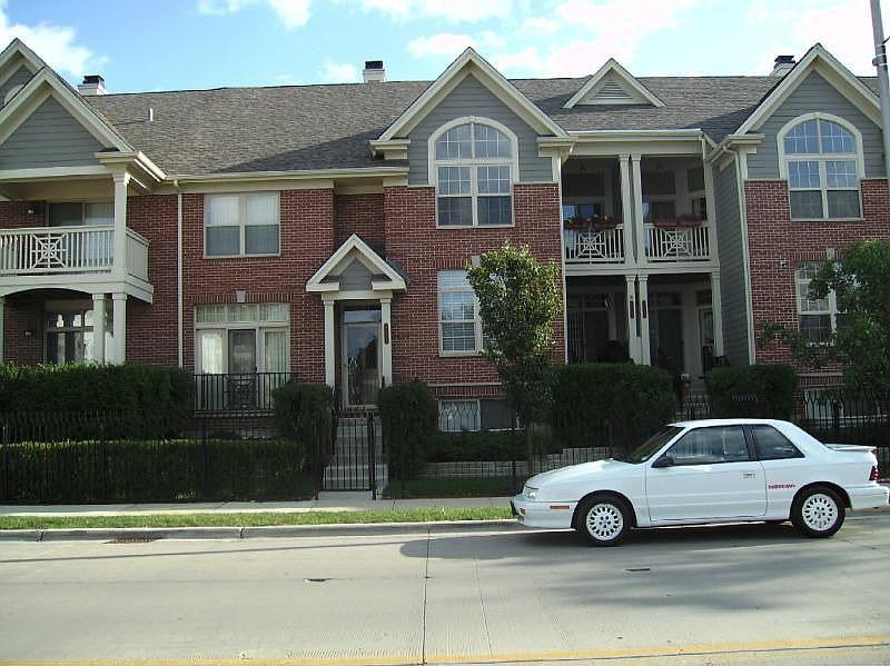 1st image of 6261 Lincoln Ave