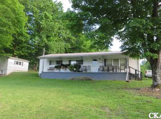 8446 Lebanon Rd, Parksville, KY 40464