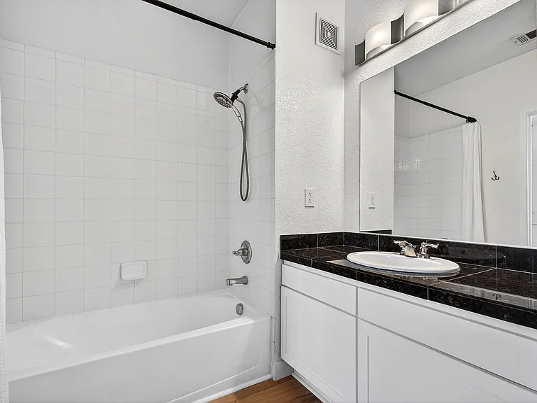 3101 Blake St #205 — Photo 16