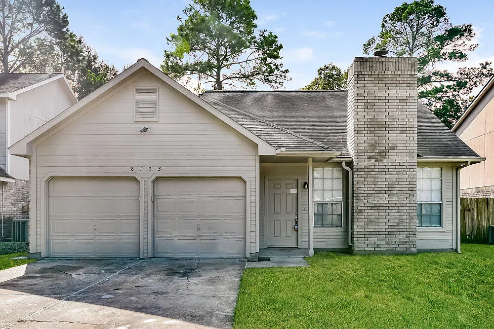 3 bed, 2.0 bath, 1498 sqft, $1,885 — Photo 1