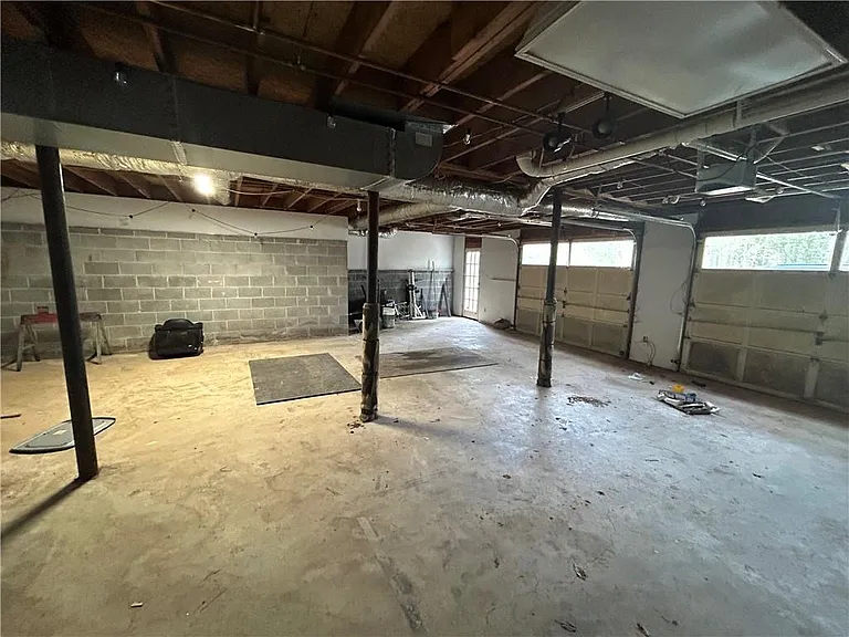 311 Mariner Cir — Photo 29
