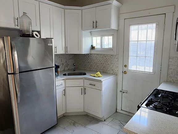 5th image of 34 Beach 28th St Unit 1