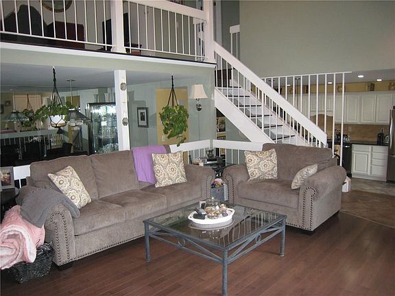 4th image of 164 Westgate Dr #164
