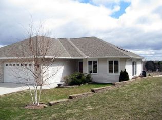 113 S Concord Pl, Watertown, WI 53094