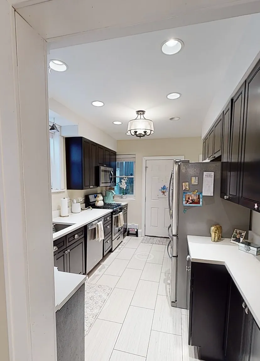 3 bed, 1700 sqft, $2,595 — Photo 2