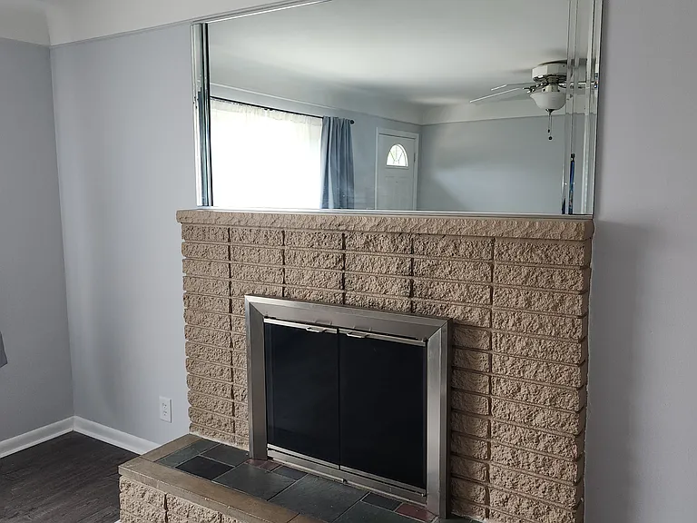 24634 Mabray Ave — Photo 3