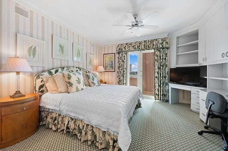 1st image of 300 SE 5th Avenue #3010