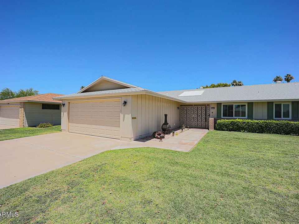 1st image of 10348 W Kingswood Cir