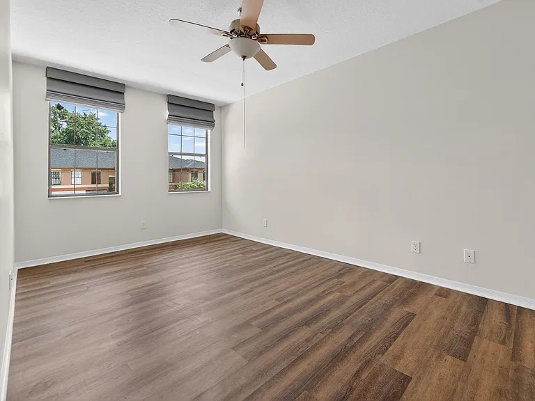30132 Mossbank Dr — Photo 26