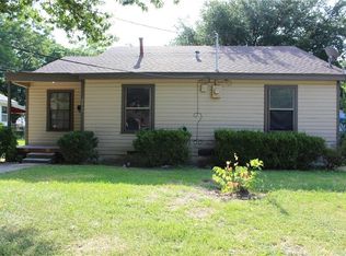 2820 N Prairie Creek Rd, Dallas, TX 75227