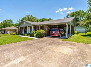 1607 W Stewart Rd, Scottsboro, AL 35768