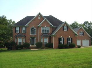 911 Tee Top Ln, Waxhaw, NC 28173