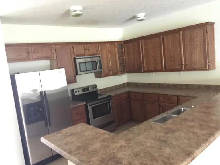 10849 Cornell St #B — Photo 9