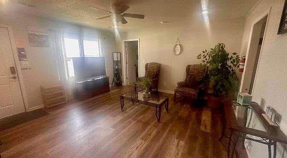 3rd image of 11809 E 58th Ter