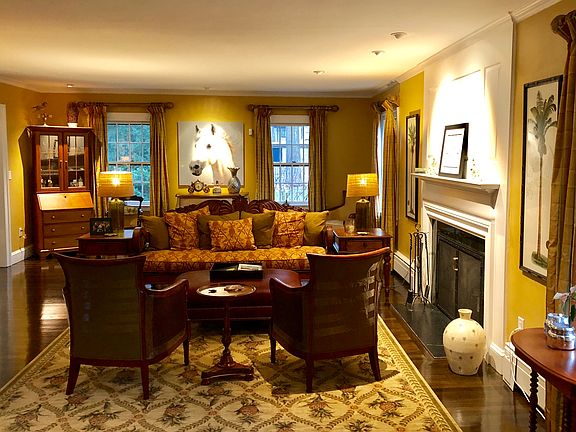 Formal Living Room 1