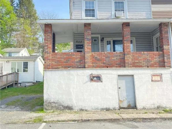 622 E Front St, Lansford, PA 18232