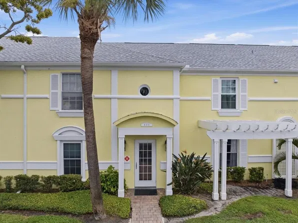 111 SEAHORSE DRIVE SE #B, ST PETERSBURG, FL 33705