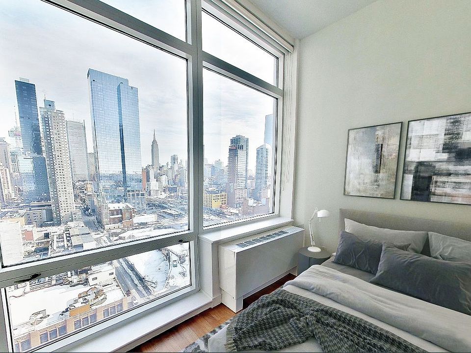 1st image of 610 W 42nd St #S16j