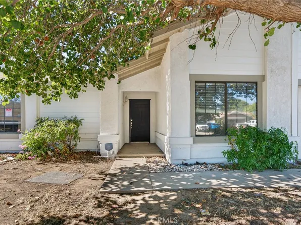 13921 Pheasant Knoll Ln, Moreno Valley, CA 92553