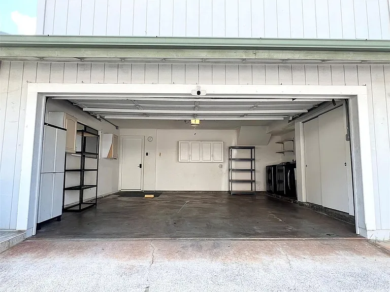 99-785 Holoai St — Photo 23
