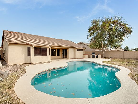 5th image of 15938 N 174th Ln