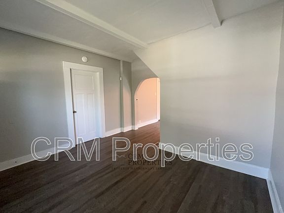 4th image of 4029 Byram Ave