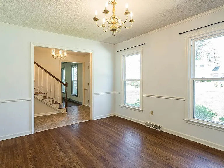 2016 Eagleton Cir — Photo 3