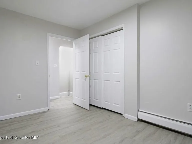 277 Riverside Dr #C — Photo 10