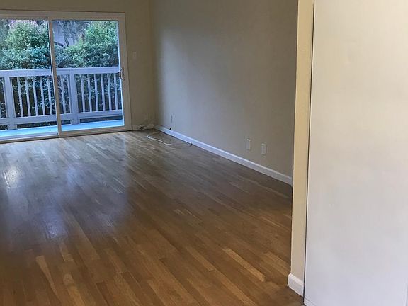 4th image of 525 E Poplar Ave APT 3