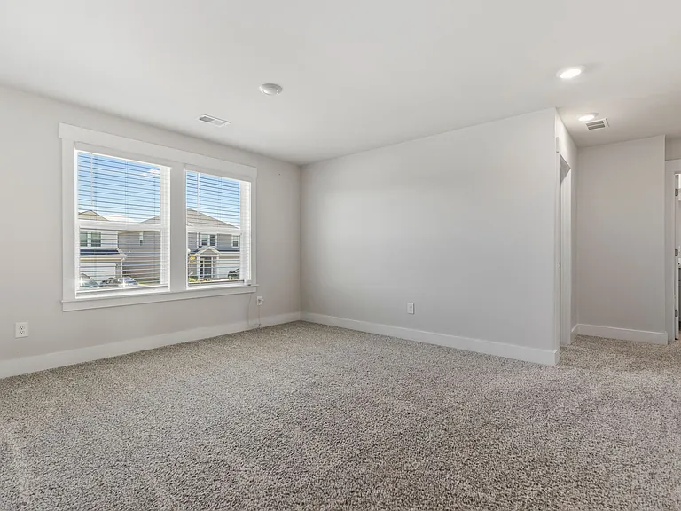 304 Garrison Grove Dr — Photo 22