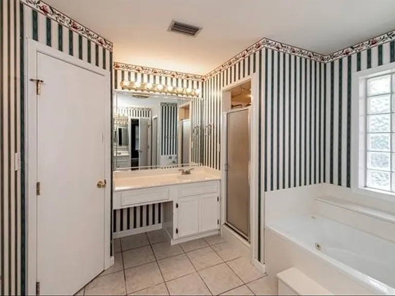 2407 Arlington Pl — Photo 27