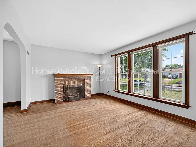 44 Jendale Ct — Photo 17