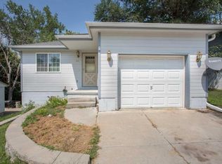 44 Opal Dr, Council Bluffs, IA 51503