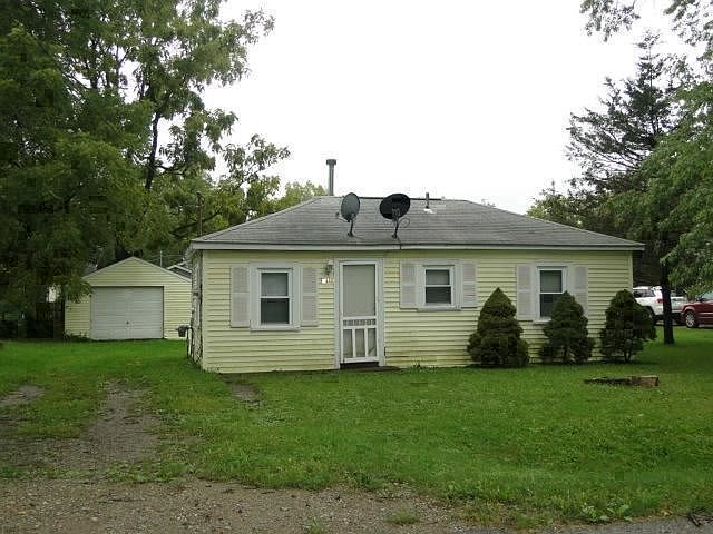 1st image of 1448 Norton St