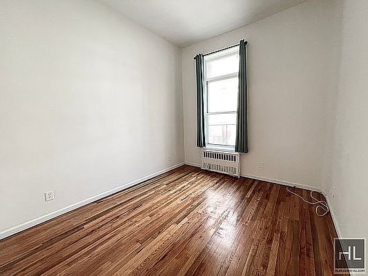 3rd image of 404 W 51st St APT 2A